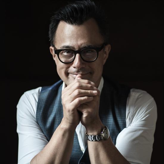 Forfatter og bassist Chris Minh Doky