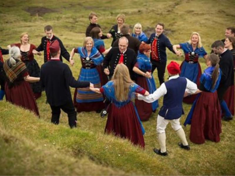 Dansegruppen Dansifelagið Miðgarðsormurin