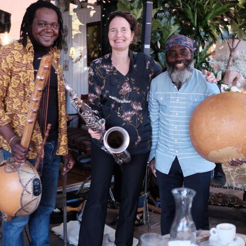 Trioen "Bon Noir" med instrumenter