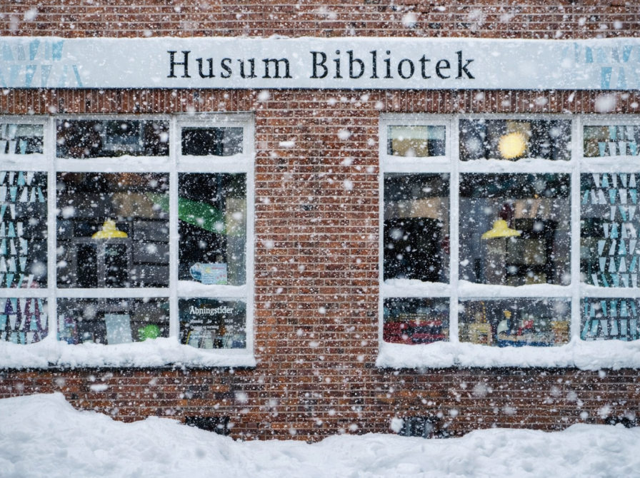 Husum Bibliotek i snevejr