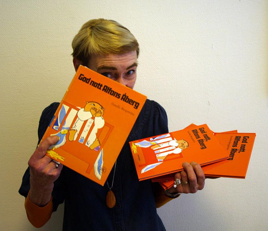 Gunilla Bergstrøm med sine bøger. Foto: WikiCommons